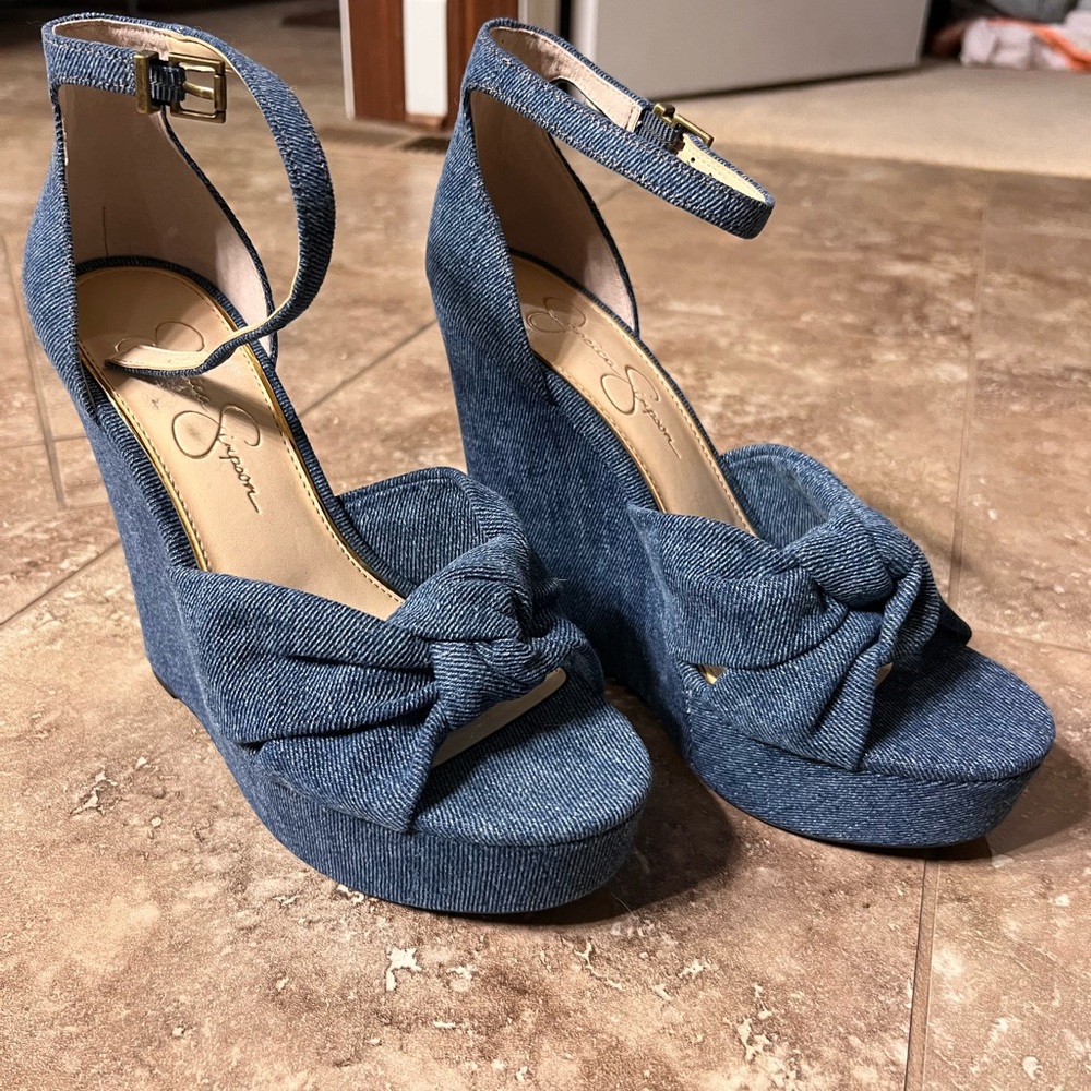 Never worn. Size 8. Jessica Simpson Denim Wedges.